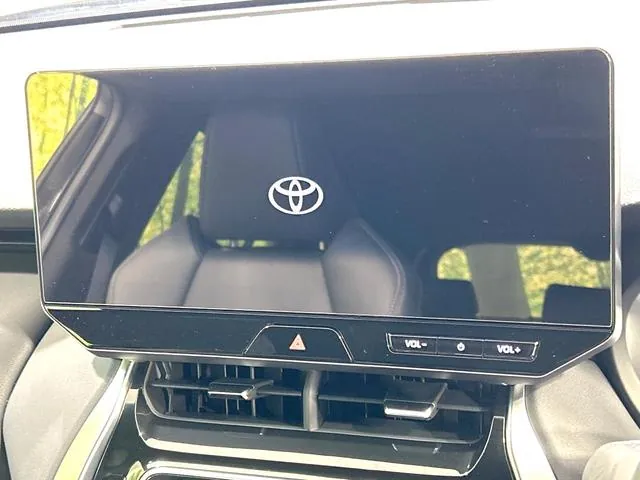 Toyota Harrier G 2025 photo 2