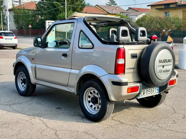 Suzuki Jimny 2005 photo 4