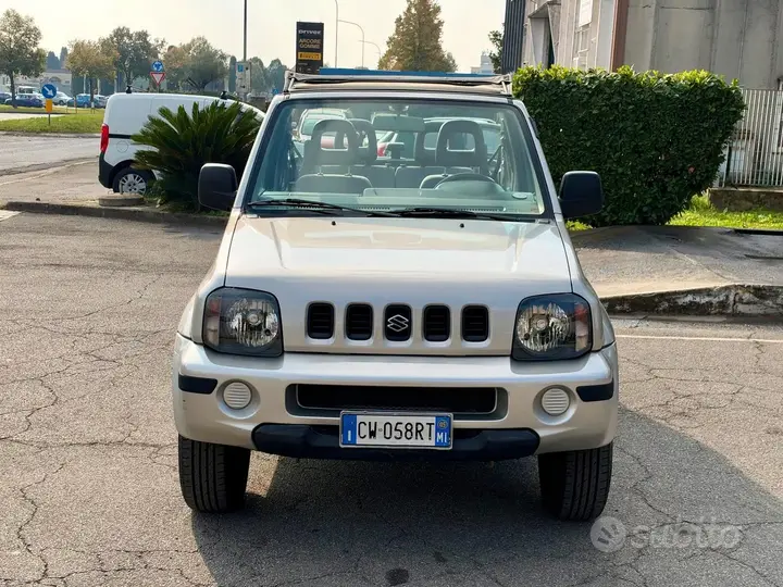 Suzuki Jimny 2005 photo 2