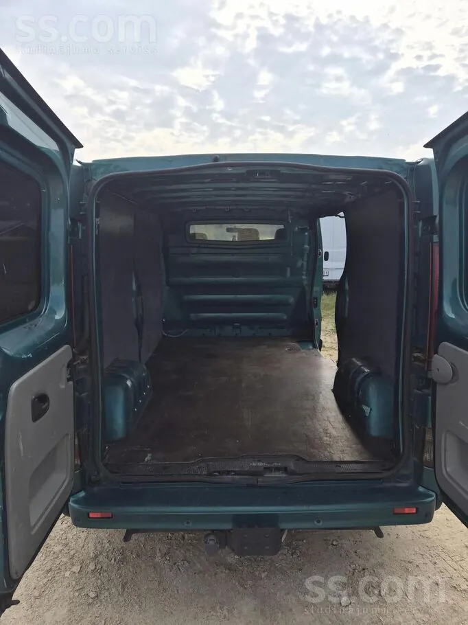 Opel Vivaro 2007 photo 5