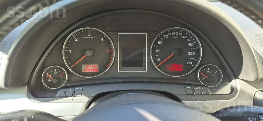 Audi A4 2005 photo 5