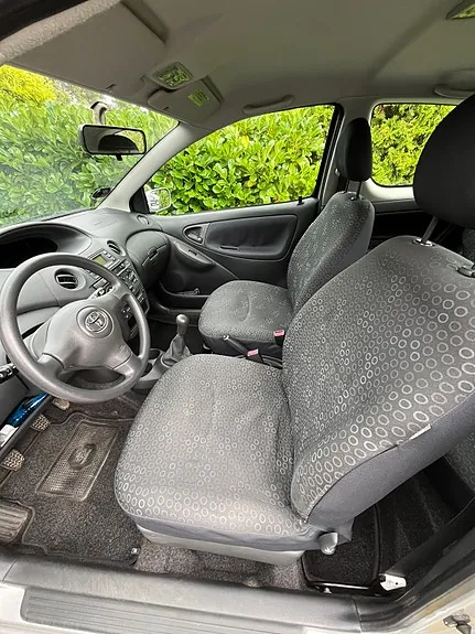 Toyota Yaris 2004 photo 5