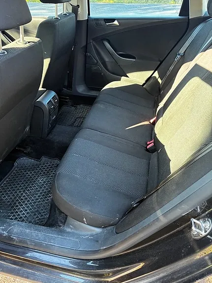Volkswagen Passat 2009 photo 4