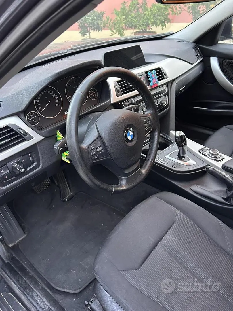 BMW 318D 2016 photo 4