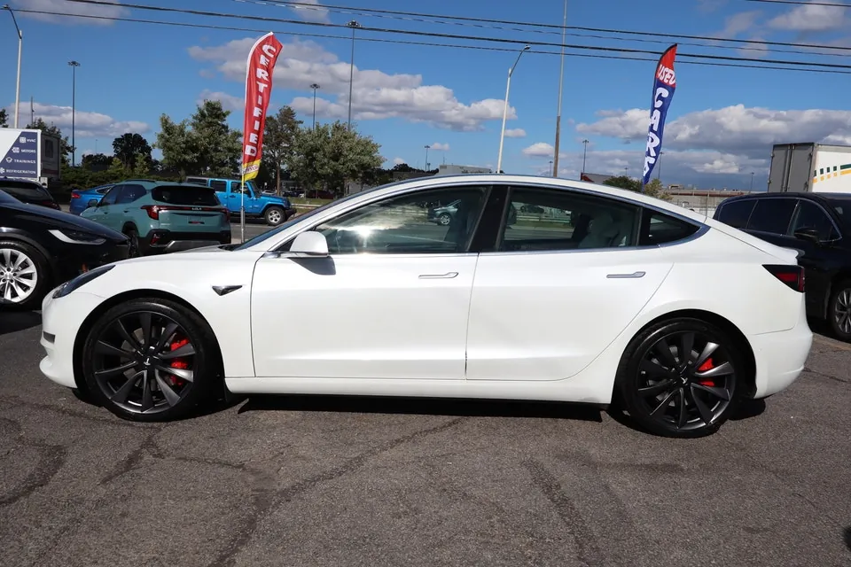 Tesla Model 3 2020 photo 4