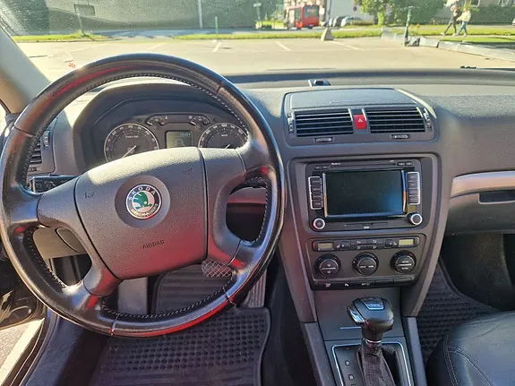 Skoda Octavia 2008 photo 5