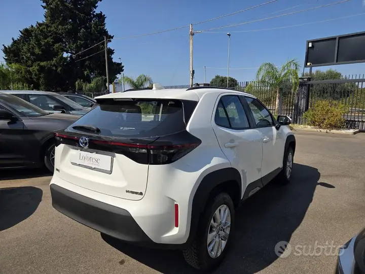 Toyota Yaris Cross 2023 photo 4