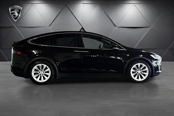 Tesla Model X 2018 photo 4