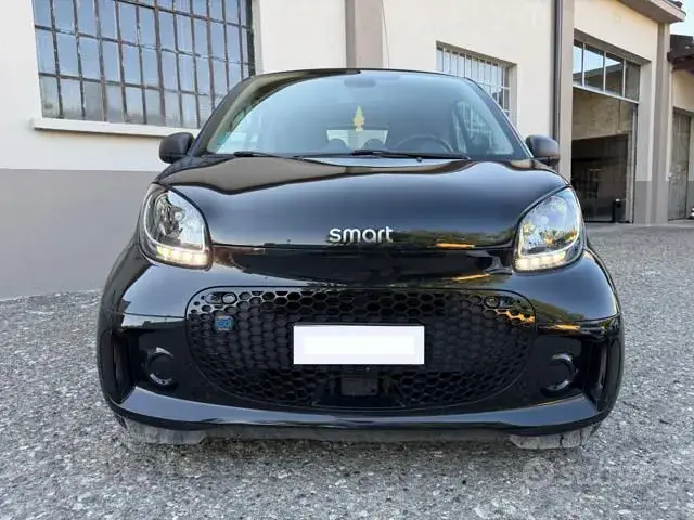 Smart Fortwo 2022 photo 2