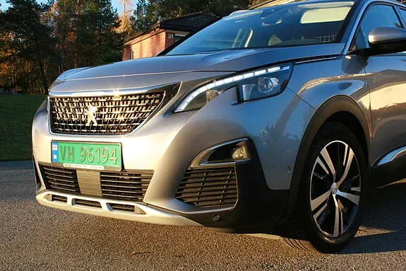Peugeot 5008 2018 photo 2