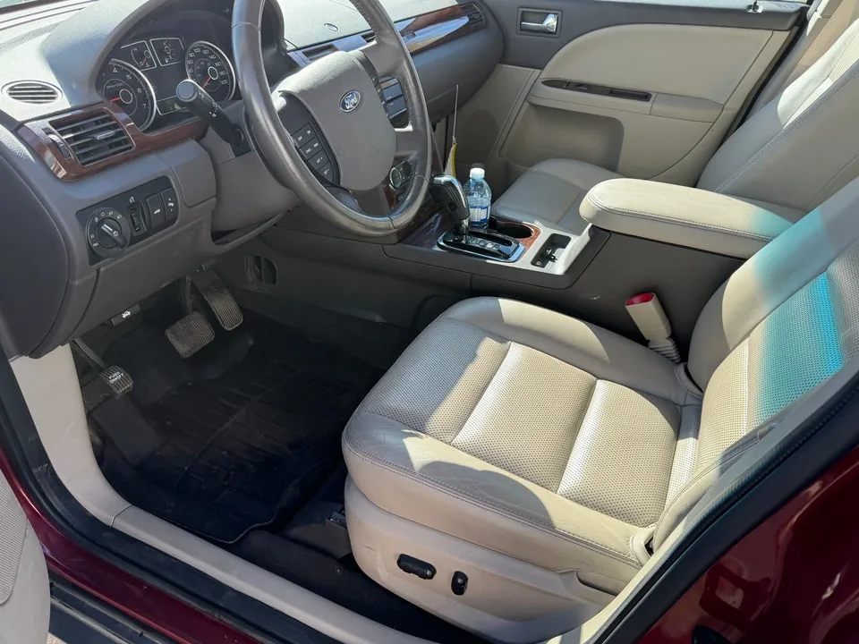 Ford Taurus 2008 photo 5