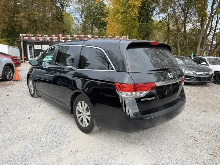 Honda Odyssey 2016 photo 3