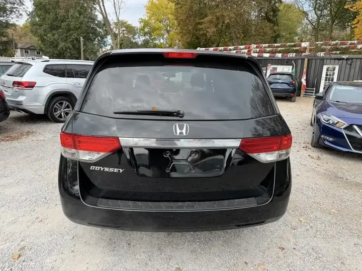 Honda Odyssey 2016 photo 4
