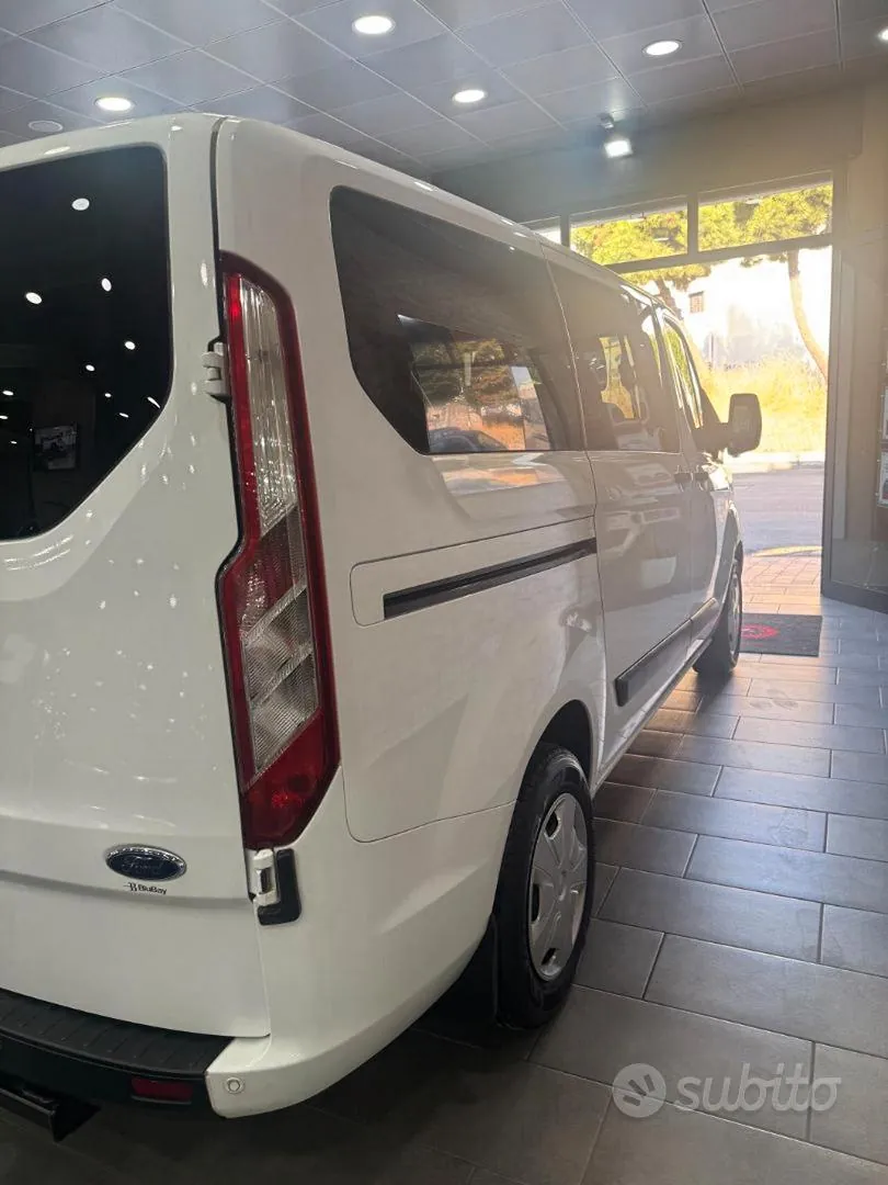 Ford Transit Custom 2023 photo 4