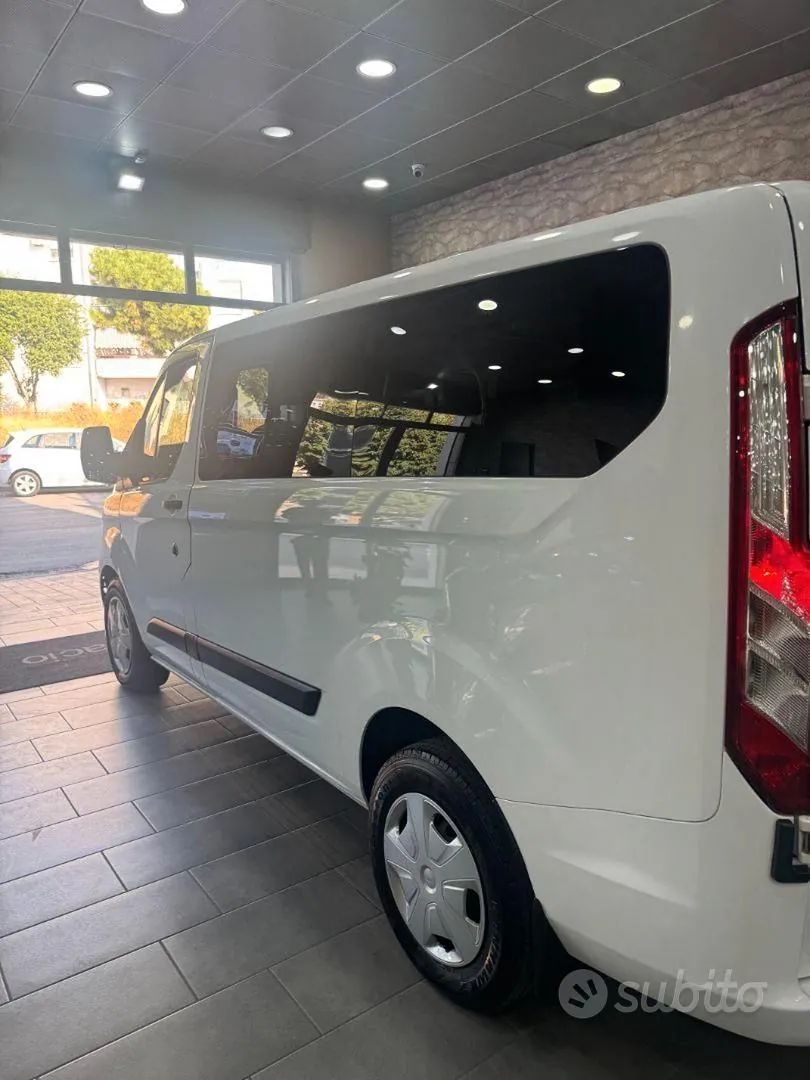 Ford Transit Custom 2023 photo 3