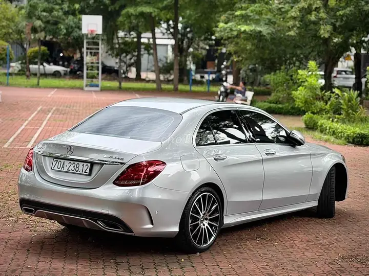Mercedes-Benz C-Class 2017 photo 4