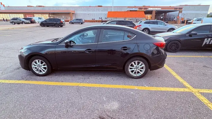Mazda 3 2016 photo 3