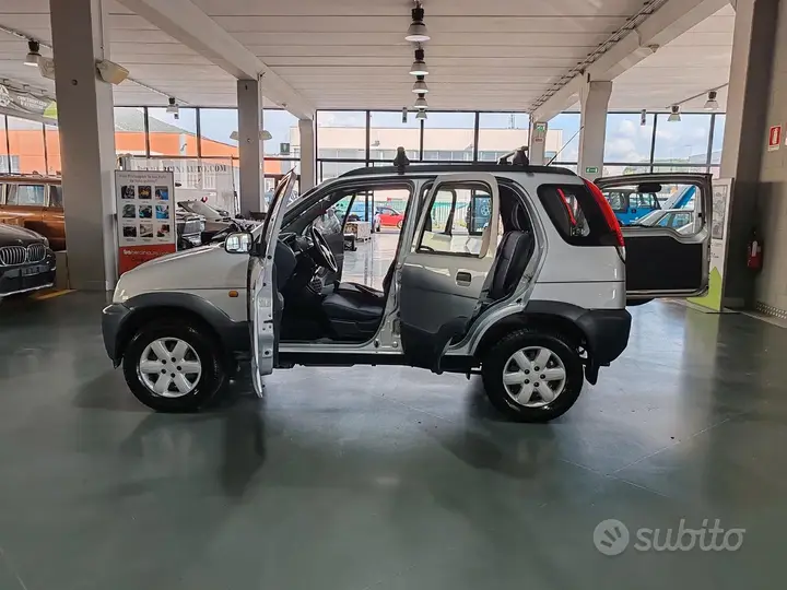 Daihatsu Terios 2005 photo 5