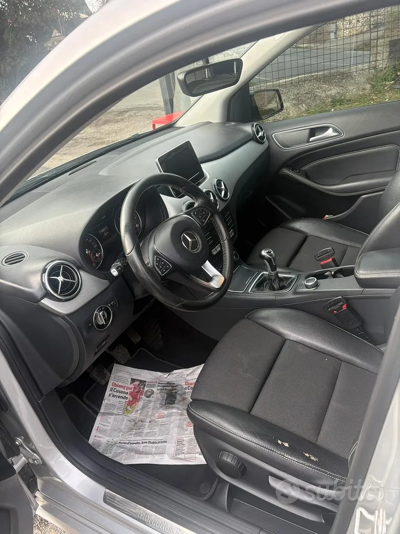 Mercedes-Benz B-Class 2016 photo 4