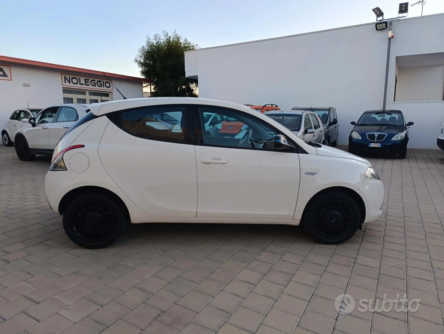 Lancia Ypsilon 2014 photo 4
