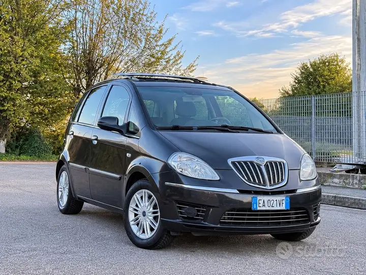 Lancia Musa 2010 photo 2