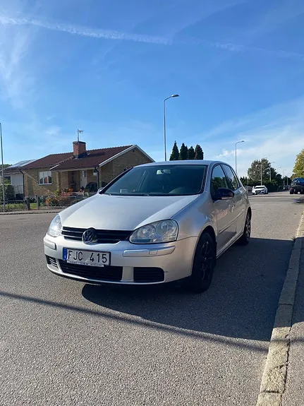 Volkswagen Golf V