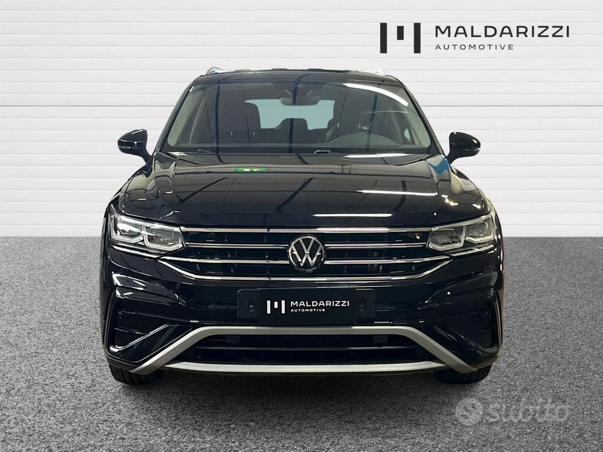 Volkswagen Tiguan Allspace 2022 photo 2
