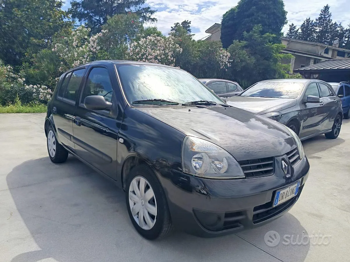 Renault Clio 2008 photo 5