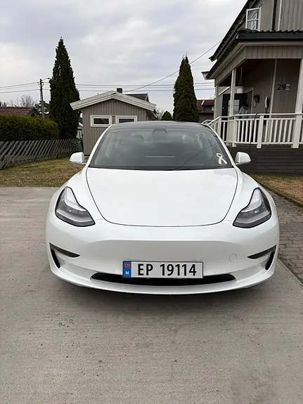 Tesla Model 3 2019 photo 3