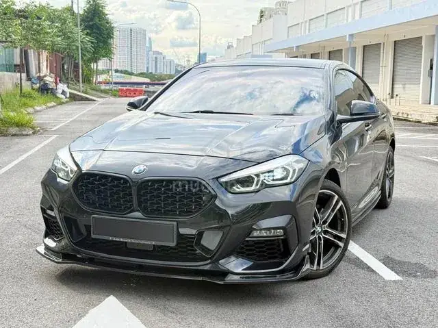 BMW 218I