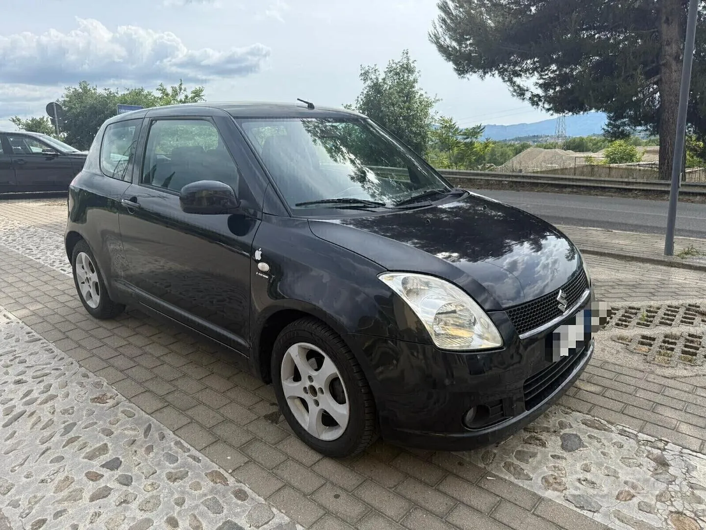 Suzuki Swift 2006 photo 3