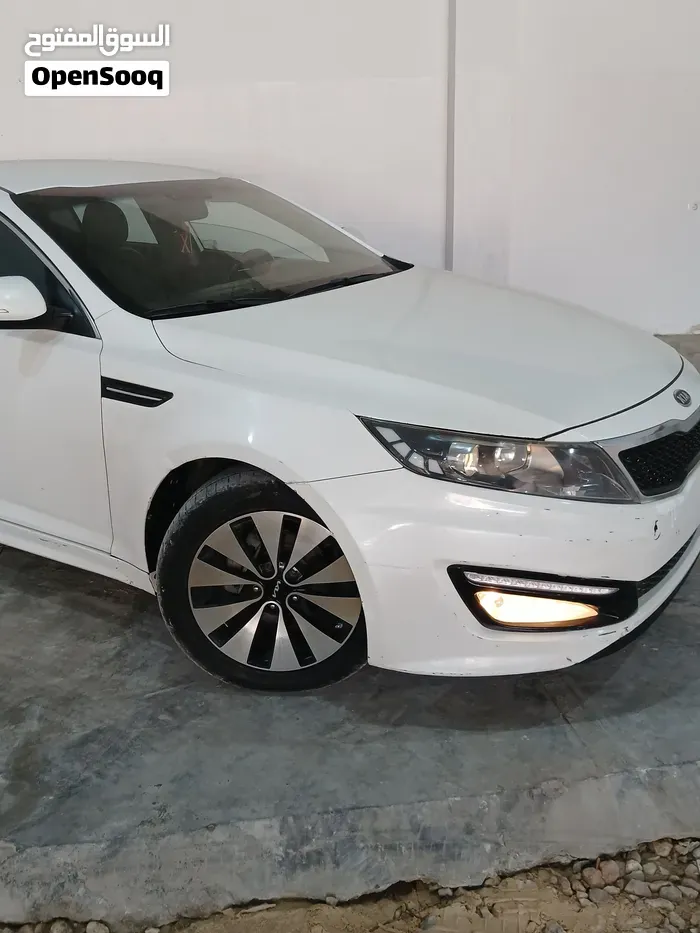 Kia K5 2012 photo 4
