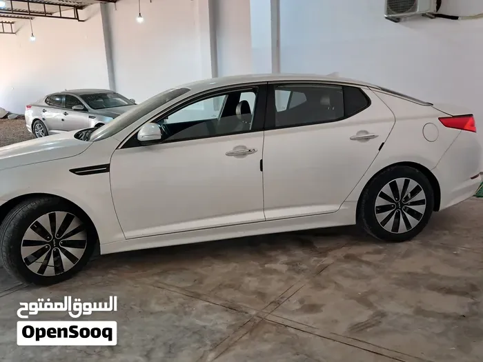 Kia K5 2012 photo 2
