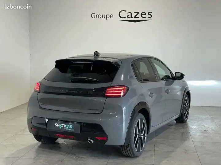 Peugeot 208 2025 photo 4