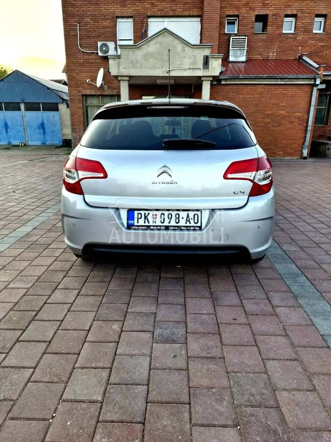 Citroen C4 2013 photo 4