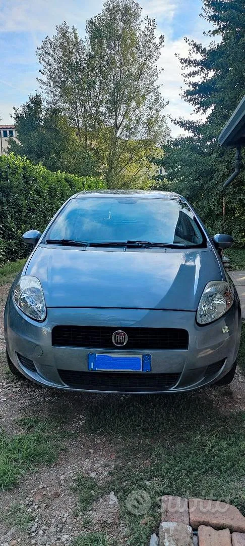Fiat Grande Punto 2013 photo 5