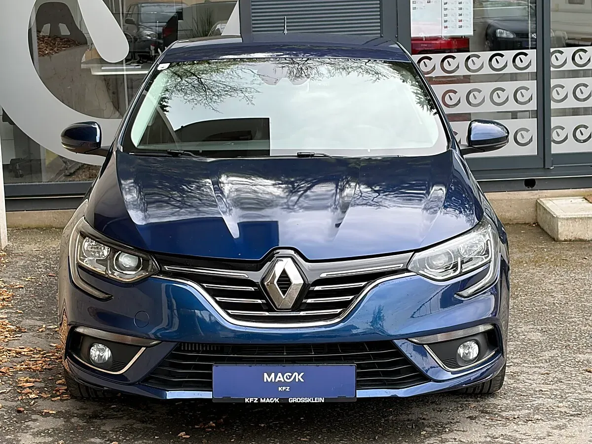 Renault Mégane 2016 photo 2