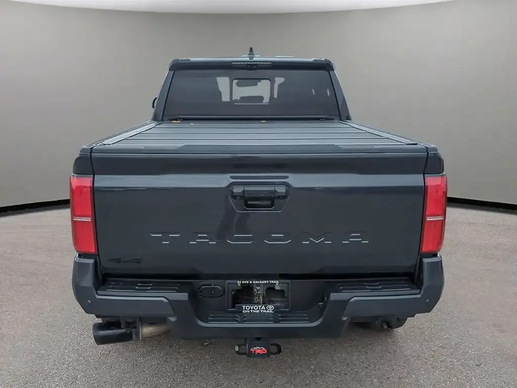 Toyota Tacoma 2024 photo 5
