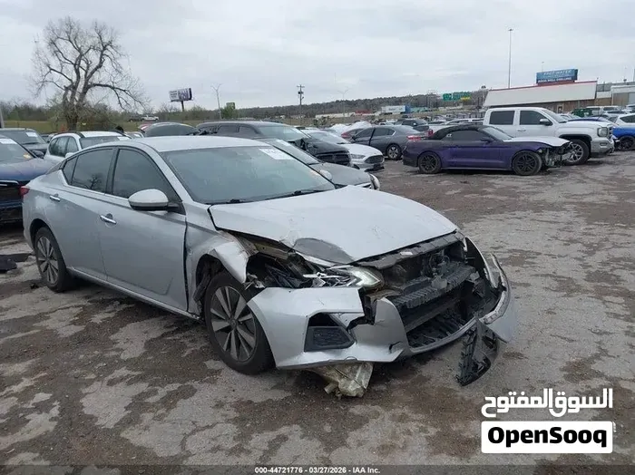 Nissan Altima 2021 photo 2