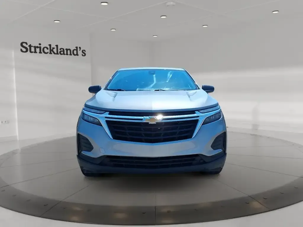 Chevrolet Equinox 2023 photo 2