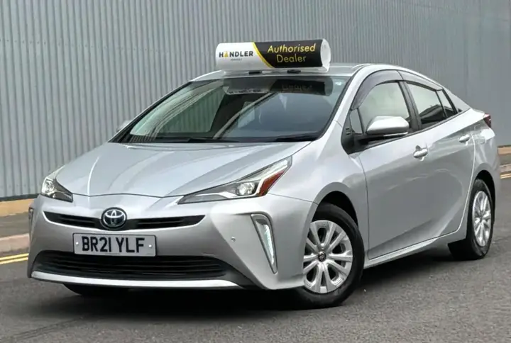 Toyota Prius 2021 photo 3