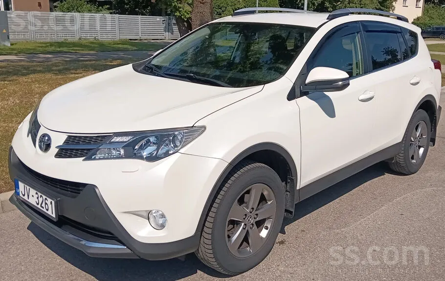 Toyota Rav4 2015 photo 2