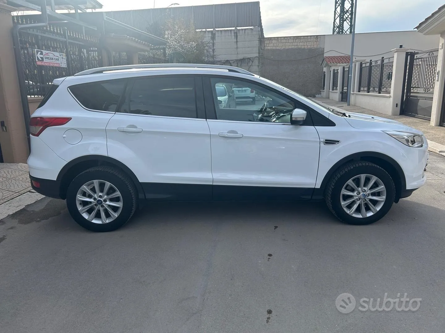 Ford Kuga 2015 photo 5
