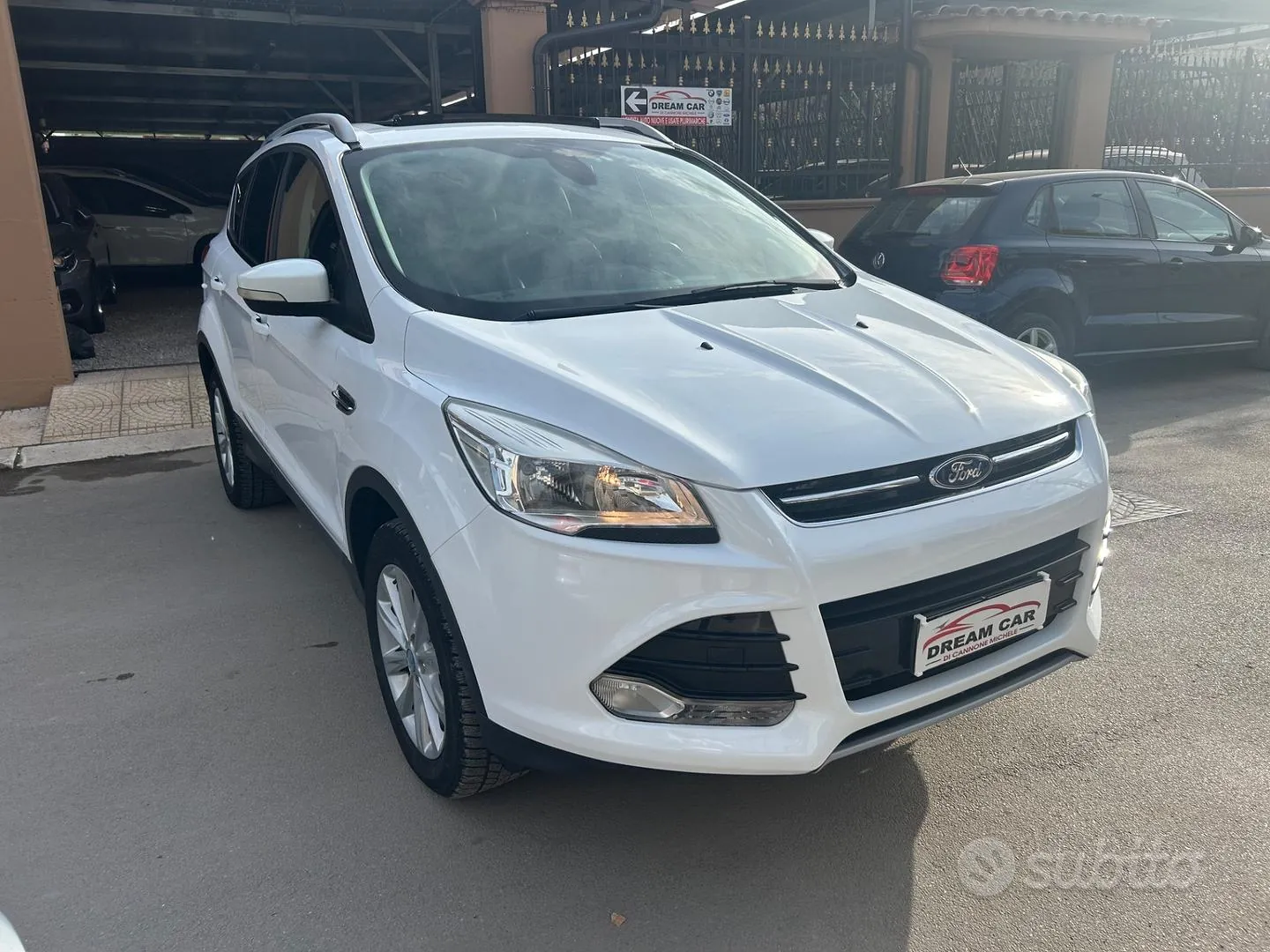 Ford Kuga 2015 photo 3