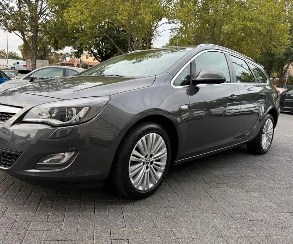 Opel Astra J