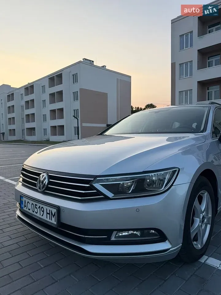 Volkswagen Passat 2016 photo 2