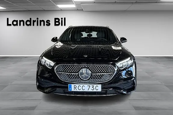 Mercedes-Benz E300 De 2026 photo 2