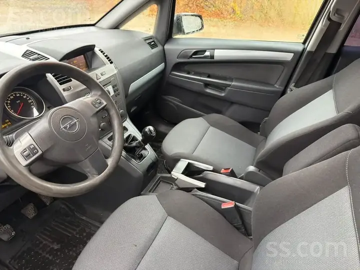 Opel Zafira 2005 photo 5