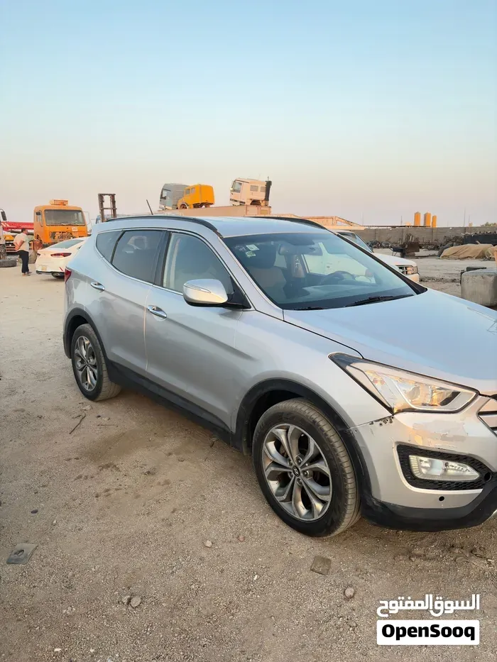 Hyundai Santa Fe 2014 photo 3