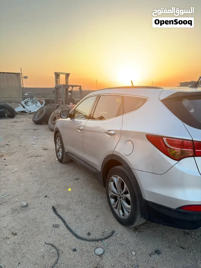 Hyundai Santa Fe 2014 photo 4